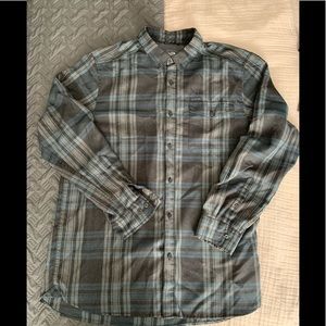 North face button down